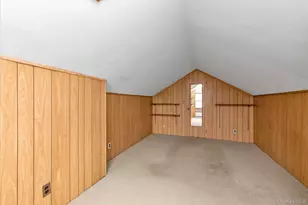 154 Rocklyn Ave, Lynbrook, NY 11563 - Photo 16