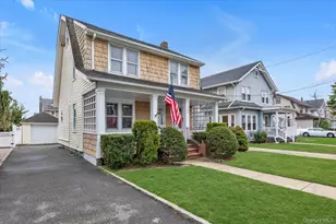 154 Rocklyn Ave, Lynbrook, NY 11563 - Photo 22