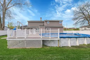 1 Hooper Ct, Port Jefferson Station, NY 11776 - Photo 10