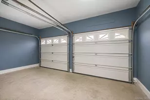 8 Whisper Ln, Smithtown, NY 11787 - Photo 50