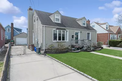 278 Dogwood Road, Valley Stream, NY 11580 - Photo 4