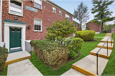 37 Fieldstone Drive #E4, Hartsdale, NY 10530 - Photo 1