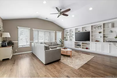 9 Delaware Avenue, Jericho, NY 11753 - Photo 4