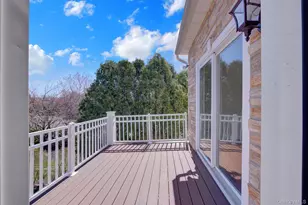 177 Hamlet Dr, Mount Sinai, NY 11766 - Photo 28