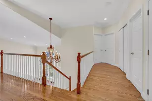 177 Hamlet Dr, Mount Sinai, NY 11766 - Photo 24