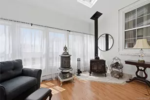 75 Oregon Ave, Medford, NY 11763 - Photo 28