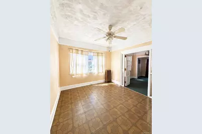 72-15 73 Street, Glendale, NY 11385 - Photo 8