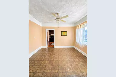 72-15 73 Street, Glendale, NY 11385 - Photo 8