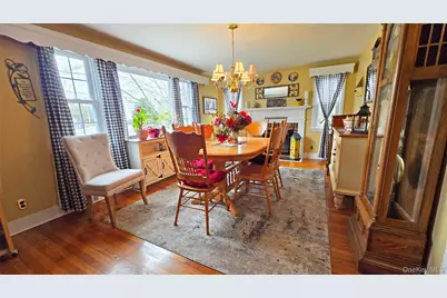 32 Atlantic Avenue, East Moriches, NY 11940 - Photo 18