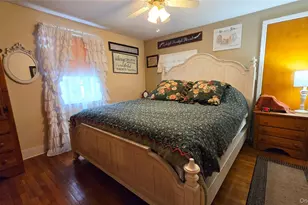 32 Atlantic Ave, East Moriches, NY 11940 - Photo 22
