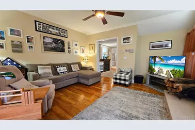 32 Atlantic Avenue, East Moriches, NY 11940 - Photo 12