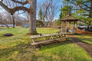 32 Atlantic Ave, East Moriches, NY 11940 - Photo 8