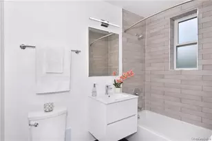 651 W Blvd, Pelham, NY 10803 - Photo 6