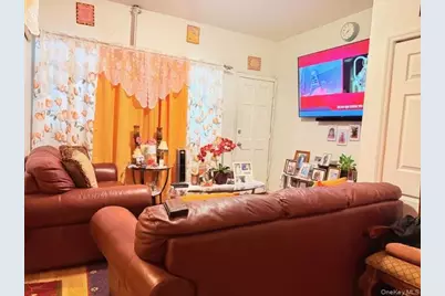 11146 Inwood Street, Jamaica, NY 11435 - Photo 4