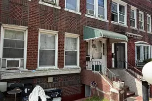 111-46 Inwood St, Jamaica, NY 11435 - Photo 2