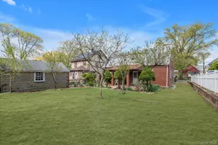 190 Bryant Ave, Floral Park, NY 11001 - Photo 24