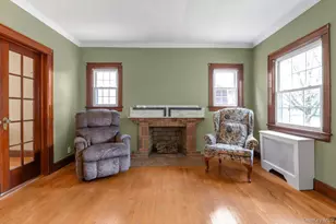 190 Bryant Ave, Floral Park, NY 11001 - Photo 4