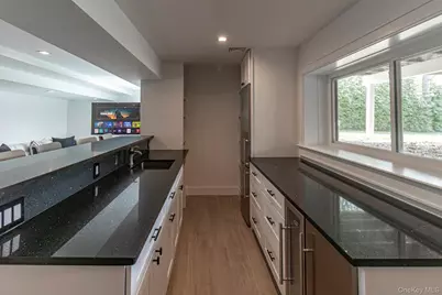 15 Palo Alto Drive, Hampton Bays, NY 11946 - Photo 28