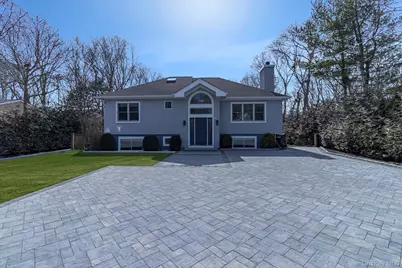 15 Palo Alto Drive, Hampton Bays, NY 11946 - Photo 1
