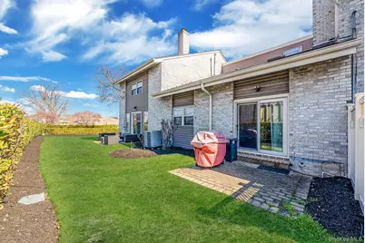 2840 Nicole Court, Oceanside, NY 11572 - Photo 12