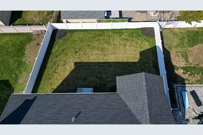 1772 Rose Street, Merrick, NY 11566 - Photo 32