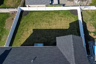 1772 Rose St, Merrick, NY 11566 - Photo 32