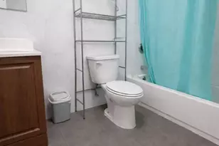 102-03 Jamaica Ave, Richmond Hill, NY 11418 - Photo 10