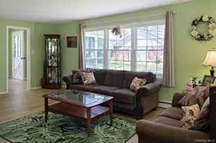 124 Exmore Ct, Ridge, NY 11961 - Photo 8