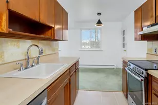 10 N James St, Peekskill, NY 10566 - Photo 4