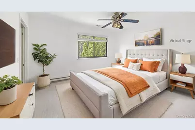 129 Golf View Drive #129, Jericho, NY 11753 - Photo 16