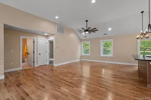 61 Smith Ave, Walden, NY 12586 - Photo 12