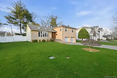 51 Ivy Drive, Jericho, NY 11753 - Photo 4