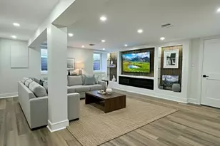 208 Wetherill Rd, Garden City, NY 11530 - Photo 26