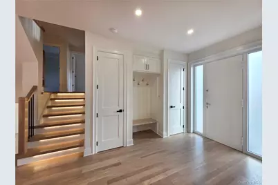 208 Wetherill Road, Garden City, NY 11530 - Photo 18