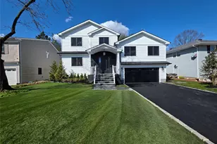 208 Wetherill Rd, Garden City, NY 11530 - Photo 2