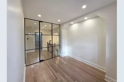 208 Wetherill Road, Garden City, NY 11530 - Photo 24