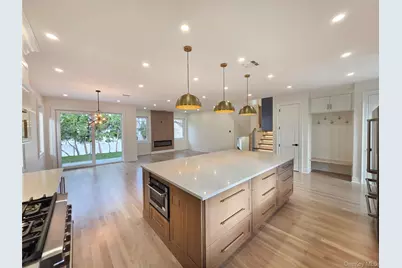 208 Wetherill Road, Garden City, NY 11530 - Photo 6