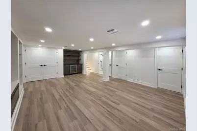 208 Wetherill Road, Garden City, NY 11530 - Photo 10