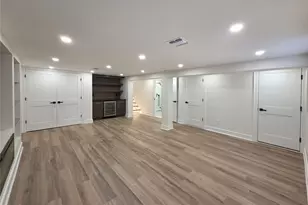 208 Wetherill Rd, Garden City, NY 11530 - Photo 10