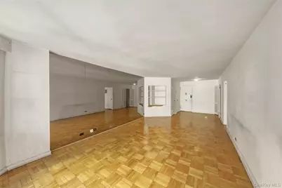 77 W 55th Street #15G, New York, NY 10019 - Photo 12