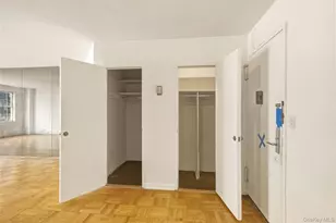 77 W 55th St, New York, NY 10019 - Photo 20