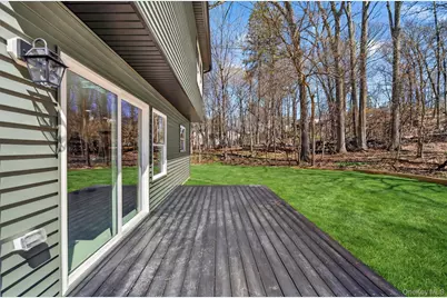 111 Cedar Avenue, New Windsor, NY 12553 - Photo 36