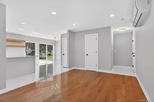 111 Cedar Ave, New Windsor, NY 12553 - Photo 8