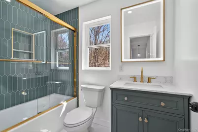 111 Cedar Avenue, New Windsor, NY 12553 - Photo 32