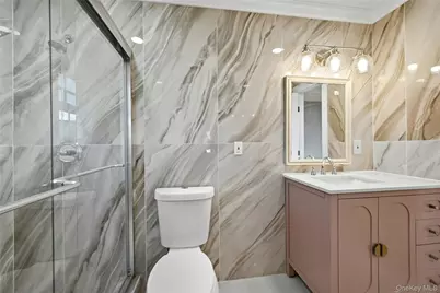 10 Curlin Lane, Saint James, NY 11780 - Photo 18