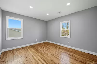 10 Curlin Lane, Saint James, NY 11780 - Photo 20