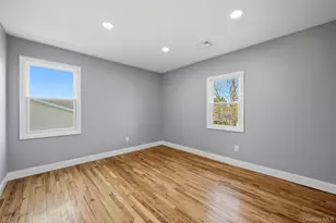 10 Curlin Ln, Saint James, NY 11780 - Photo 20