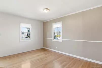 2295 3rd Street, East Meadow, NY 11554 - Photo 8