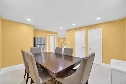 276 5th Avenue, New Rochelle, NY 10801 - Photo 34