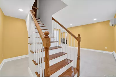 276 5th Avenue, New Rochelle, NY 10801 - Photo 32